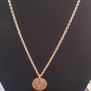 Paparazzi Gold Feminine Love Neckalce